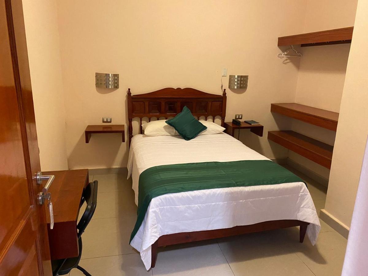 Tariri Hotel Pucallpa Ngoại thất bức ảnh